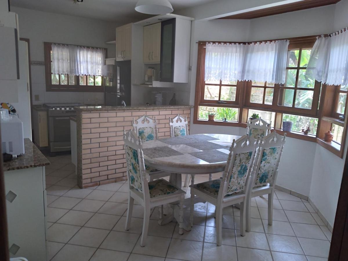 Casa Da Dinda Em Cacupé Сasa de vacaciones Florianópolis